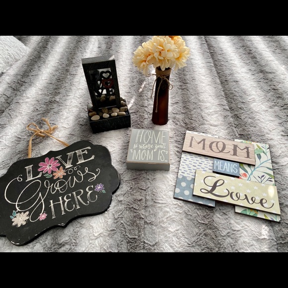 5-PIECE “MOM” THEMED HOME DECOR SET - Picture 2 of 6